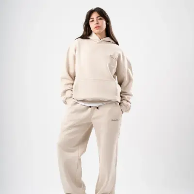 هودى بناتى ميلتون ايطالي